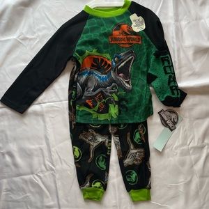 Jurassic World dinosaure garçon 4 pièces TEE Short En Coton Pyjama Set 21JA061BSS Jurassic World dinosaure garçon 4 pièces TEE Short En Coton Pyjama Set 21JA061BSS